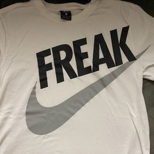 Nike Dri-fit Swoosh Tee